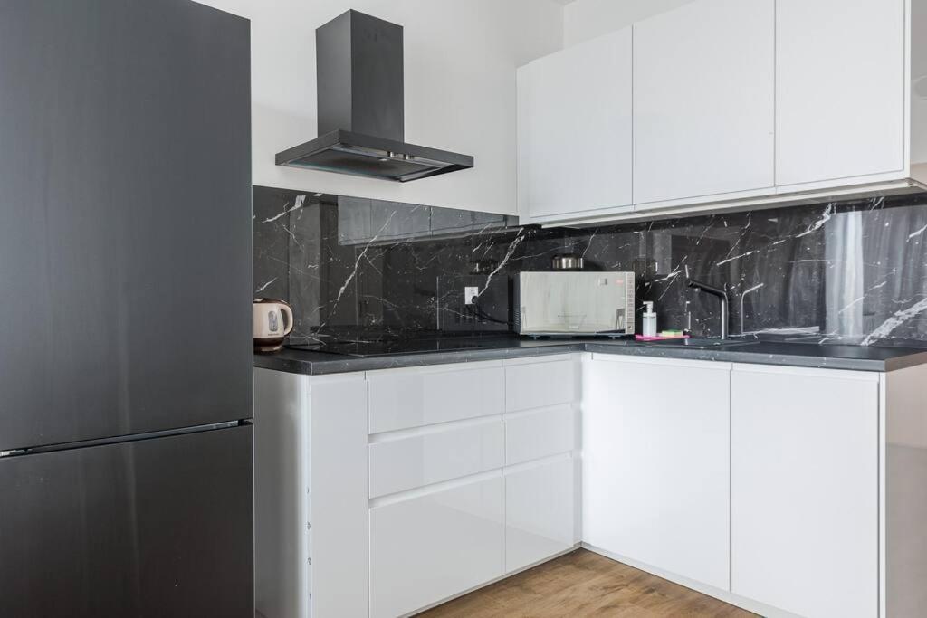غدانسك Golden Apartments Walowa 25 M21 المظهر الخارجي الصورة